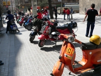 Scooters en Lleida, abril de 2006 (C) Fernando Pado